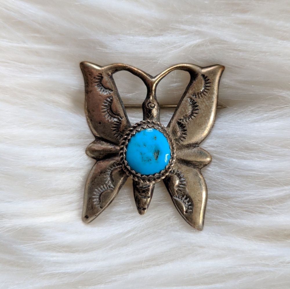Vintage Sterling silver/ turquoise brooch